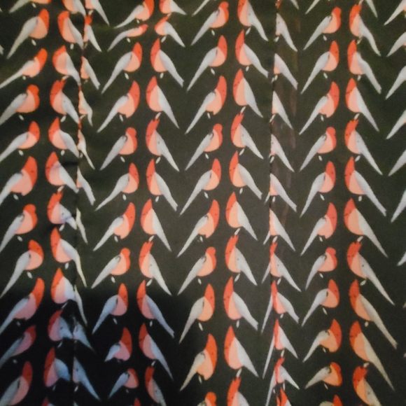 Max C London Long sleeve dress size S Abstract bird design with long black bow - Picture 13 of 14